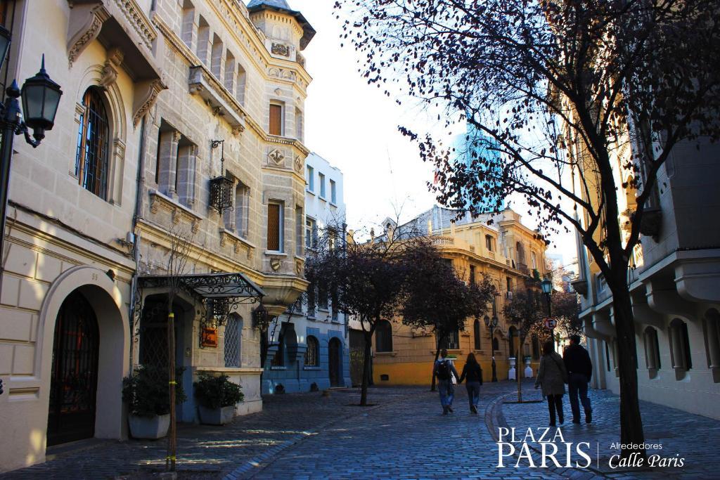 Plaza Paris Amistar * Santiago de Chile